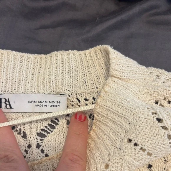 Cream Lace Ruffle Sweater - Picture 5 of 6